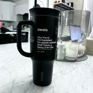 Owala Tumbler 40 oz in black